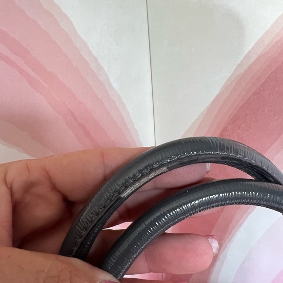 Kate Spade Grey Gray Patent Leather Tote Purse With Detachable Shoulder Strap - Picture 12 of 17